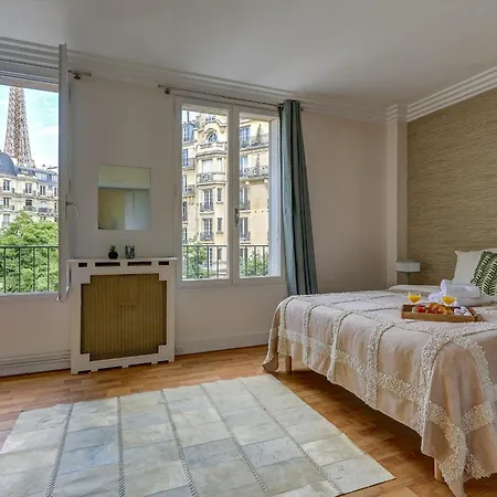 Bnbnova - 1br - Champ De Mars & Eiffel Tower Párizs