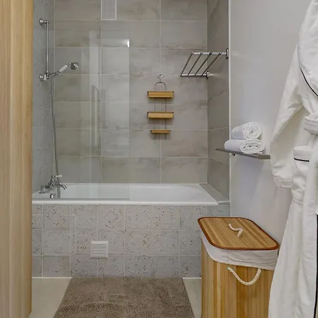 Apartment Bnbnova - 1br - Champ De Mars & Eiffel Tower Paris